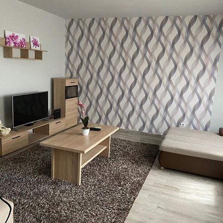 Tamara Apartman Hajduszoboszlo Exterior foto