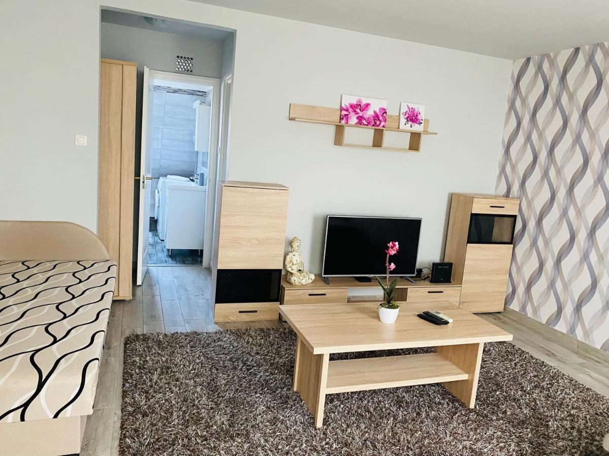 Tamara Apartman Hajduszoboszlo Exterior foto
