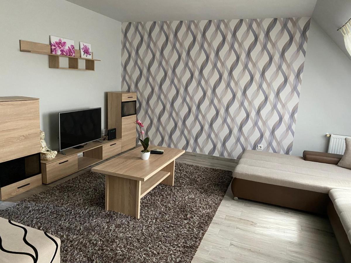 Tamara Apartman Hajduszoboszlo Exterior foto